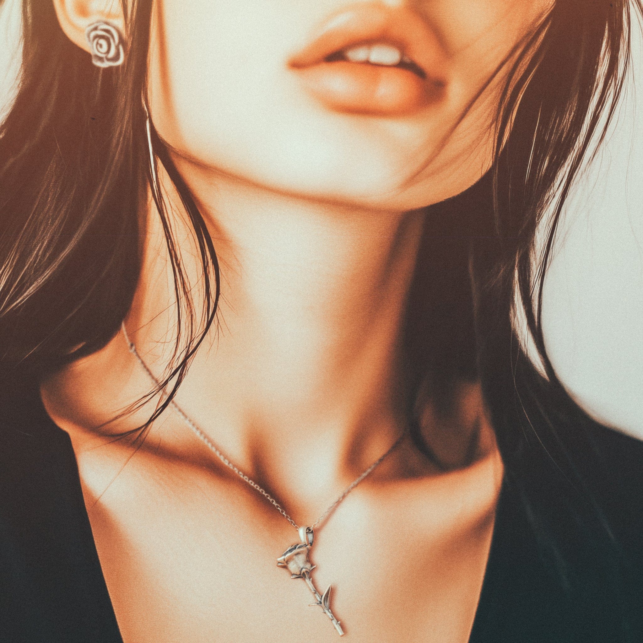 Antique Rose Necklace in Sterling Silver / White Gold / 1.6" by King Ice