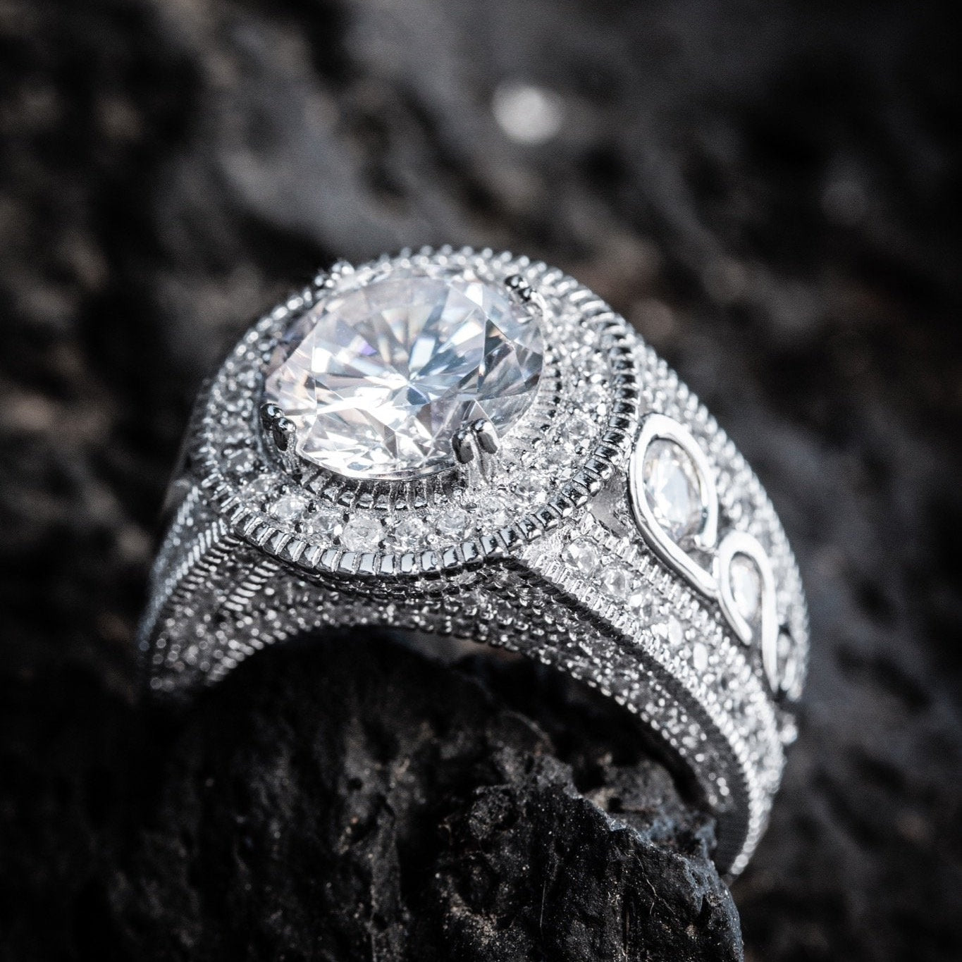 Brilliant-Cut Signet Ring  in  by King Ice